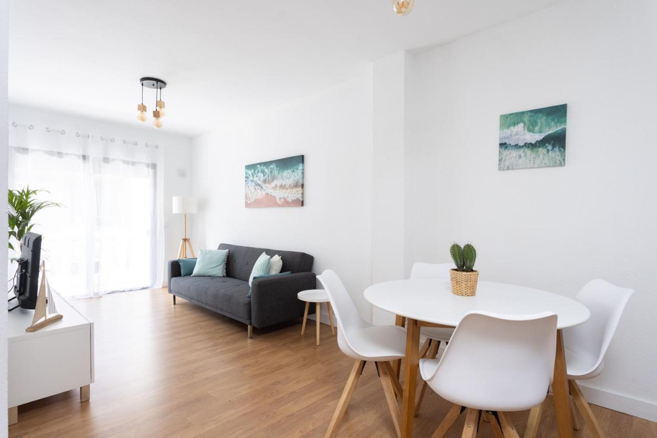 157 San Juan Chill And Sun By Sunkeyrents Apartment Playa de San Juan  Luaran gambar